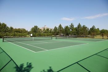 Tennis ground at Bishops Gate, Ohio